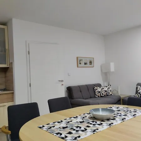 Iris 1 Apartment Ravno Room photo