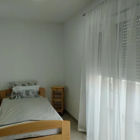 Iris 1 Apartment Ravno Exterior photo